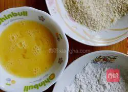 Illustration of how to make fried squid rings 4