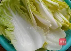 Illustration of how to make hand-shredded organic baby vegetables 1