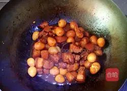 Illustration of Braised Pork with Quail Eggs 9