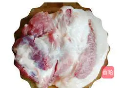 Illustration of how to make minced green onions, meatballs and steamed eggs 1