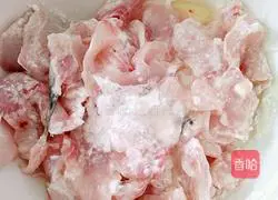 Illustration of how to make sauerkraut fish 4