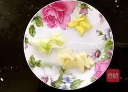 Illustration of how to make fried bacon with hot pepper 3