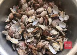 Illustration of how to make stir-fried clams 5