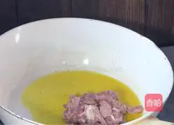 Illustration of how to make fried pork slices with pepper twist 6