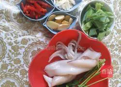 Illustration of how to make ginger-roasted squid 1