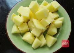 Illustration of how to make lychee meat 3