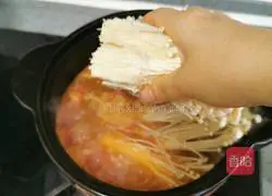 Enoki Mushroom Tomato Beef Stew Recipe Illustration 18