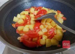 Illustration of how to make braised beef brisket with tomatoes and potatoes 11