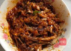 Illustration of how to make dried fish in tomato sauce 4