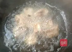 Sweet and sour Illustration of how to make pork ribs 3