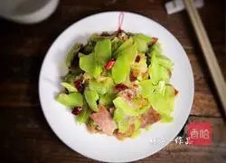 Stir-fried bacon and lettuce Illustration of practice 12