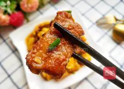 Illustration of how to make corn-roasted pork ribs 1