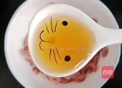 Illustration of how to stir-fry shredded pork with colored pepper 5