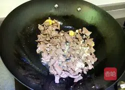 Illustration of how to stir-fry pig heart 7