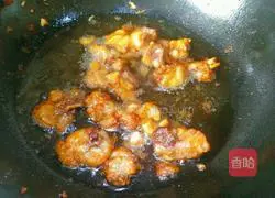 Illustration of how to make spicy potato and chicken nuggets 5