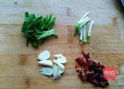 Stir-fried duck with lotus root Illustration of how to make gizzards 4