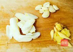 Braised Sweet Sun-dried Spanish Mackerel#Recipe for New Year's Eve Dinner Illustration 2