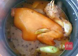 Illustration of braised whole chicken 6