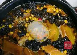 Illustration of how to make love pig's trotter soup 6