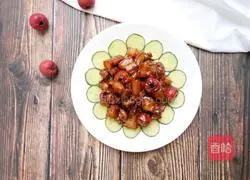 Illustration of how to make hawthorn braised pork 8