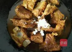 Illustration of how to make orange pork ribs 7