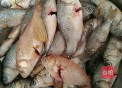 Illustration of how to make fried fish 1