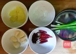 Illustration of how to make beer braised pork 2