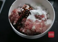 Rotten meat Illustration of how to make peas 2