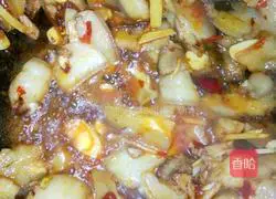 Illustration of how to make fried meat with celery 10