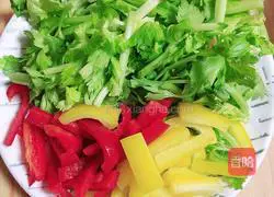 Cumin mutton cat ears recipe 3