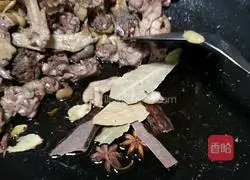 Illustration of how to cook Xiangjiang wild duck 4