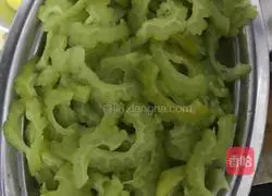 Bitter Melon Scrambled Egg Recipe Illustration 5