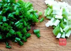 Illustration of how to cook fish in water 3