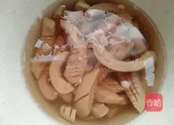 Illustration of how to make stir-fried kidney with pickled cabbage 14