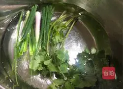 Cantonese style - Illustration of how to make steamed reservoir crucian carp 1