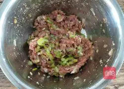 Illustration of how to make flowers bloom and prosper 6