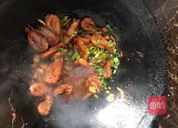 Illustration of Braised Prawns in Oil 10