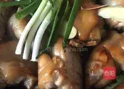 Illustration of how to make fermented fermented pig's trotters on the fifteenth day of the first lunar month# Lantern Festival#