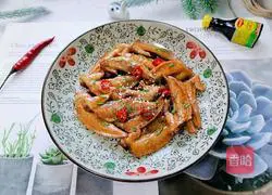 Spicy chicken wings Illustrations of sharp tips 10