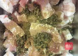 Illustration of how to make short crispy pork 4