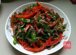 Illustration of how to make shredded beef with pepper 10