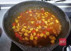 Illustration of how to make curry chicken rice 14