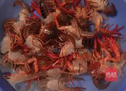 Illustration of how to make spicy crayfish 2