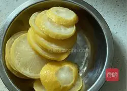 Illustration of how to make steamed oysters with garlic 1