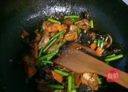 Illustration of twice-cooked pork 5