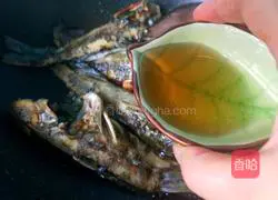 Illustration of braised yellow catfish 9