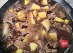 Beer Illustration of how to cook pork ribs 5