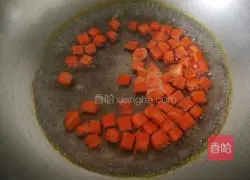 Illustration of how to stir-fry seasonal vegetables with bacon 3