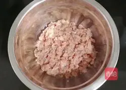 Illustration of how to make corn-fried minced meat 3