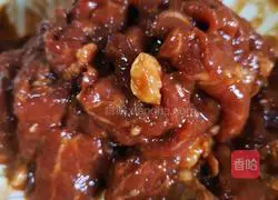 Illustration of how to make stir-fried meat with carrots, king oyster mushrooms 5